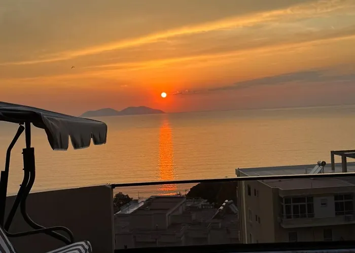 Aloha And فلورا