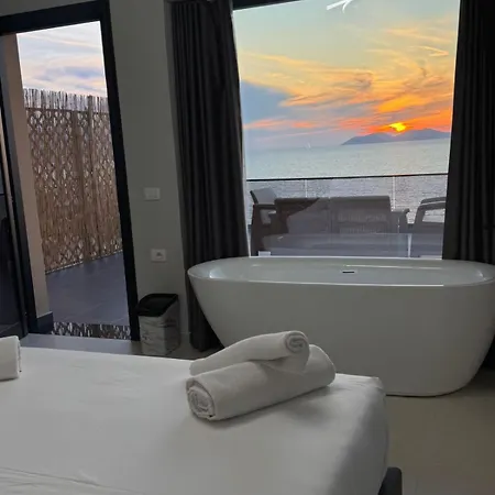 Aloha And Guest house