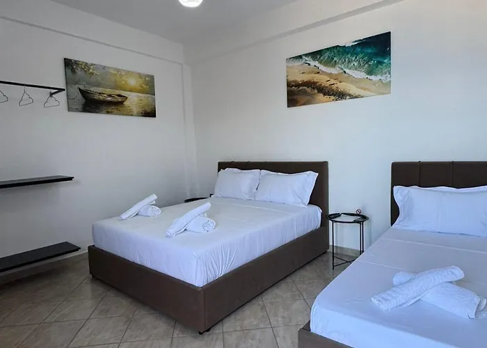 Aloha And 3* Vlorë